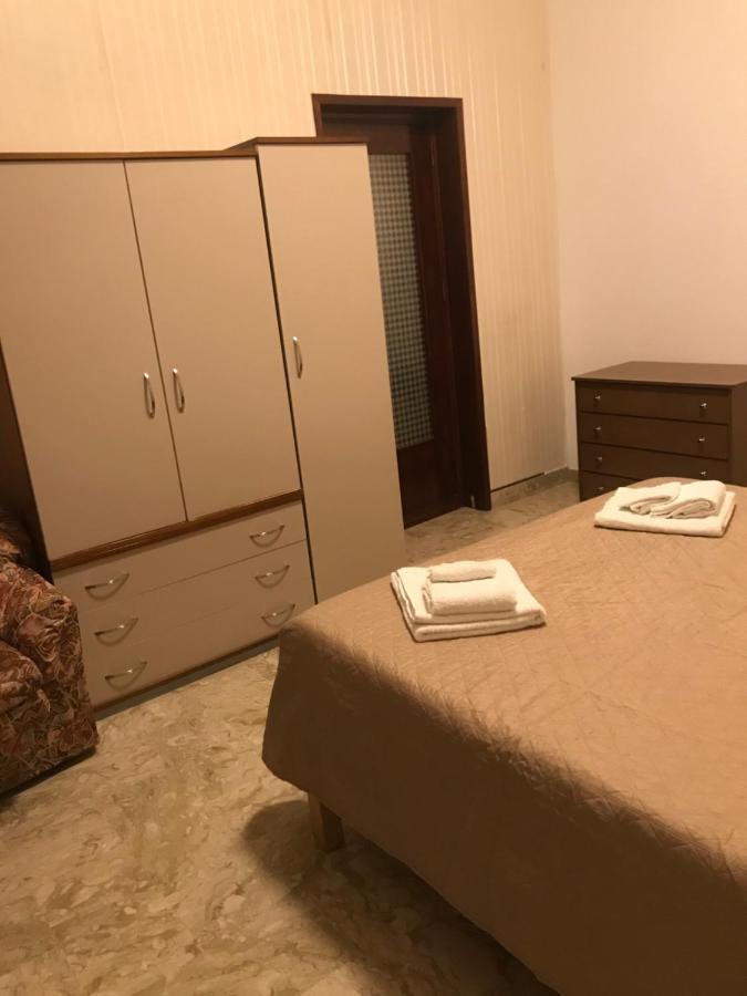Comodo Mini Appartamento Cinisi Exterior foto